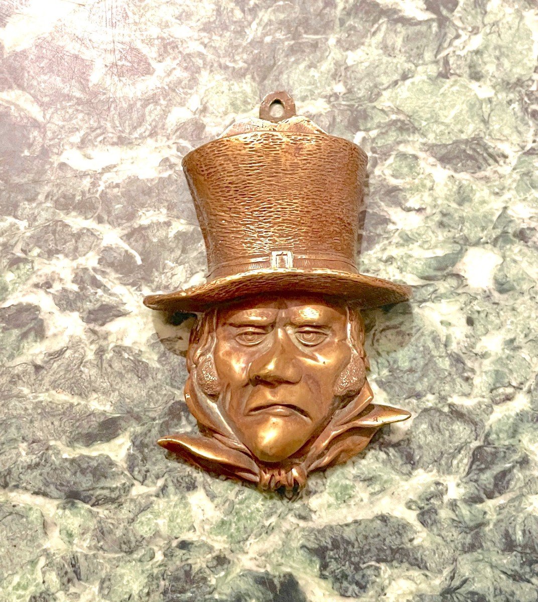 Pyrogène Murale En Bronze Homme Au Chapeau XIXème