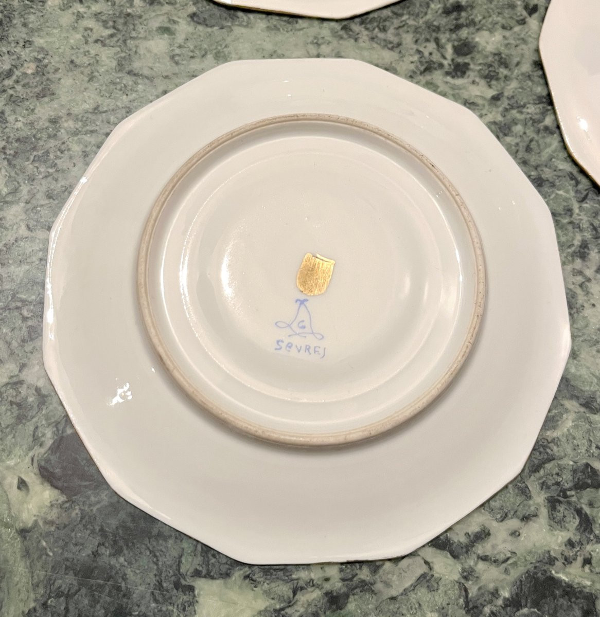 Quatre Tasses En Porcelaine De Paris-photo-6