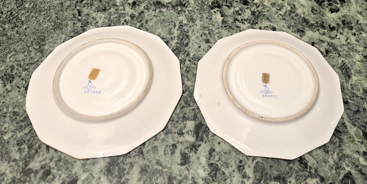 Two Paris Porcelain Cups-photo-4