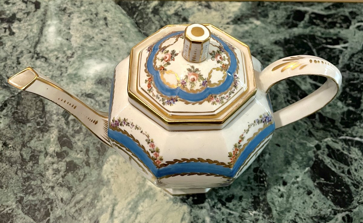 Parisian Porcelain Coffee Pot In The Lxvi Style-photo-3