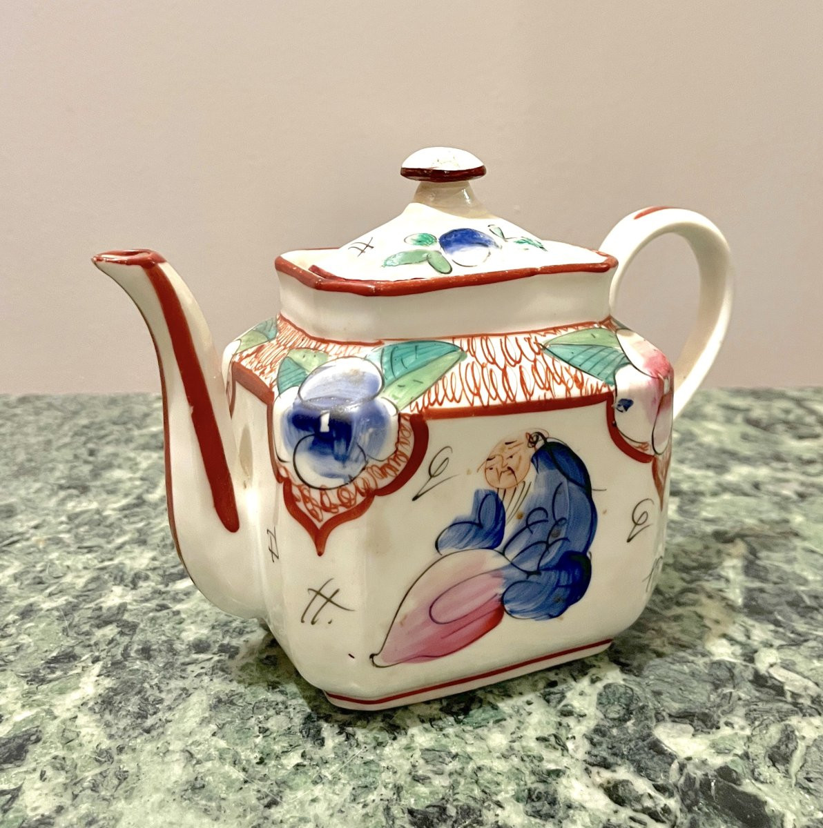 Bayeux Porcelain Teapot-photo-3