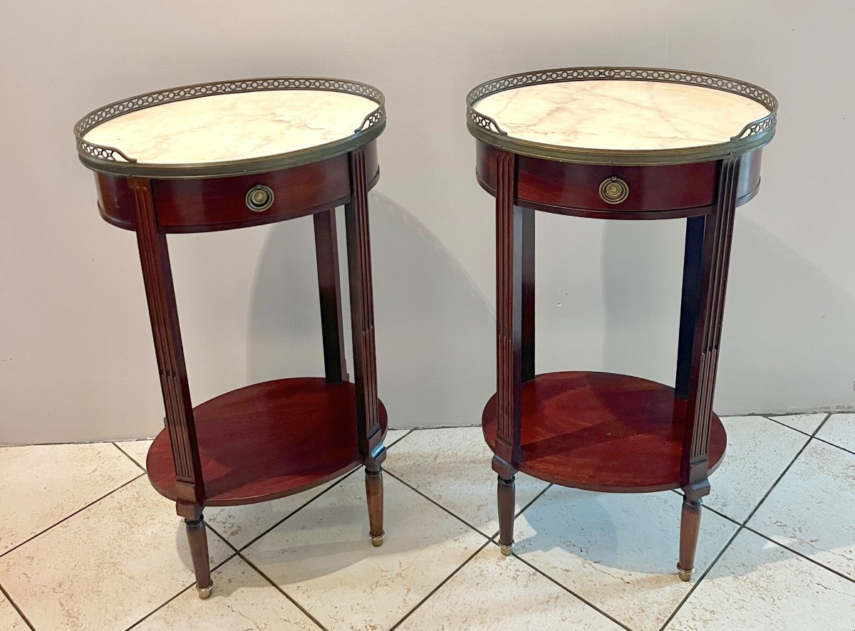 Paire de tables de salon style LXVI