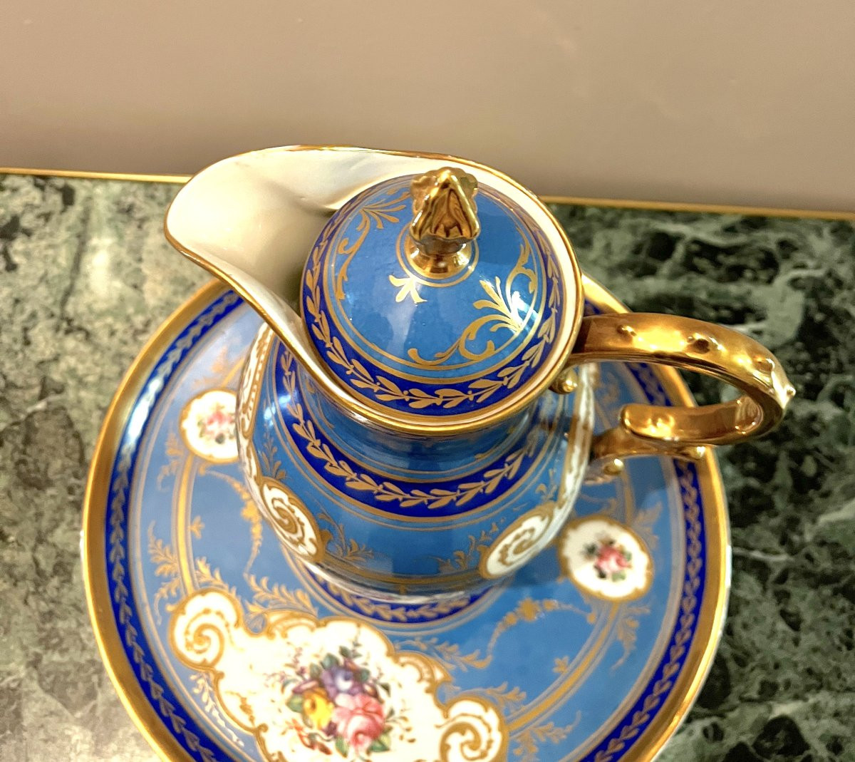 Covered Jug On Pedestal And Its Tray In Paris Porcelain-photo-1