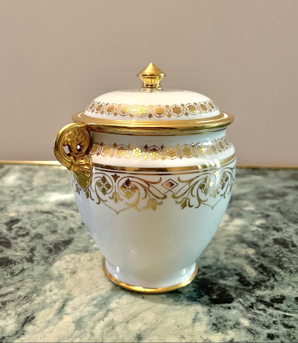 Sucrier en porcelaine de Sèvres Napoléon III 1868-photo-3