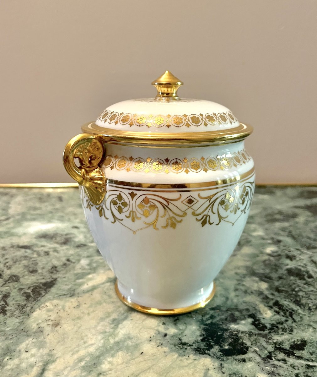 Sucrier en porcelaine de Sèvres Napoléon III 1868-photo-2
