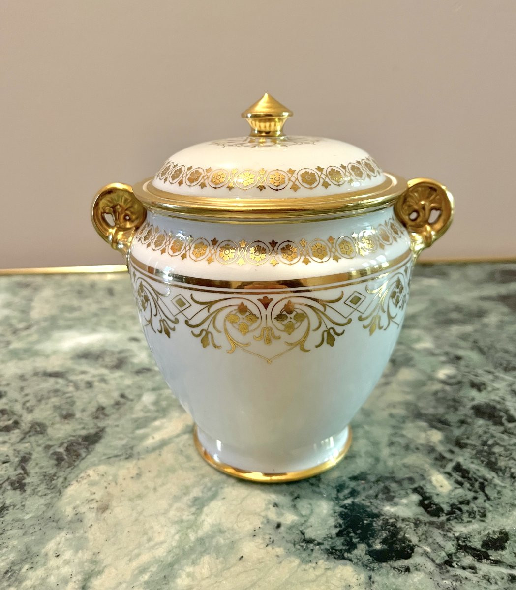 Sucrier en porcelaine de Sèvres Napoléon III 1868-photo-3