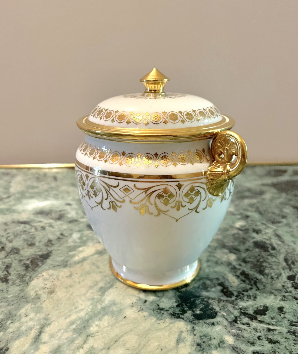 Sucrier en porcelaine de Sèvres Napoléon III 1868-photo-4