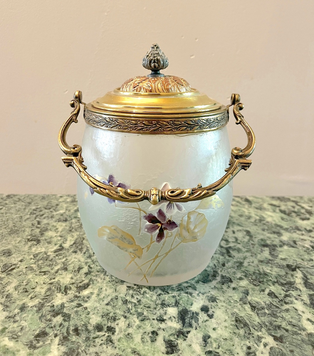 Victor Saglier Art Nouveau Biscuit Bucket-photo-2