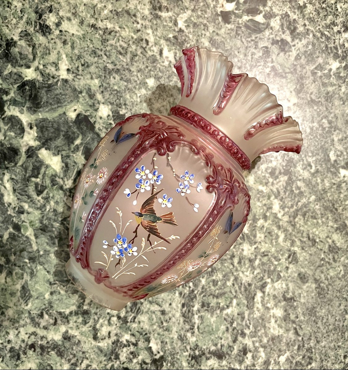 Grande tulipe en verre émaillé à décor d'oiseaux-photo-7