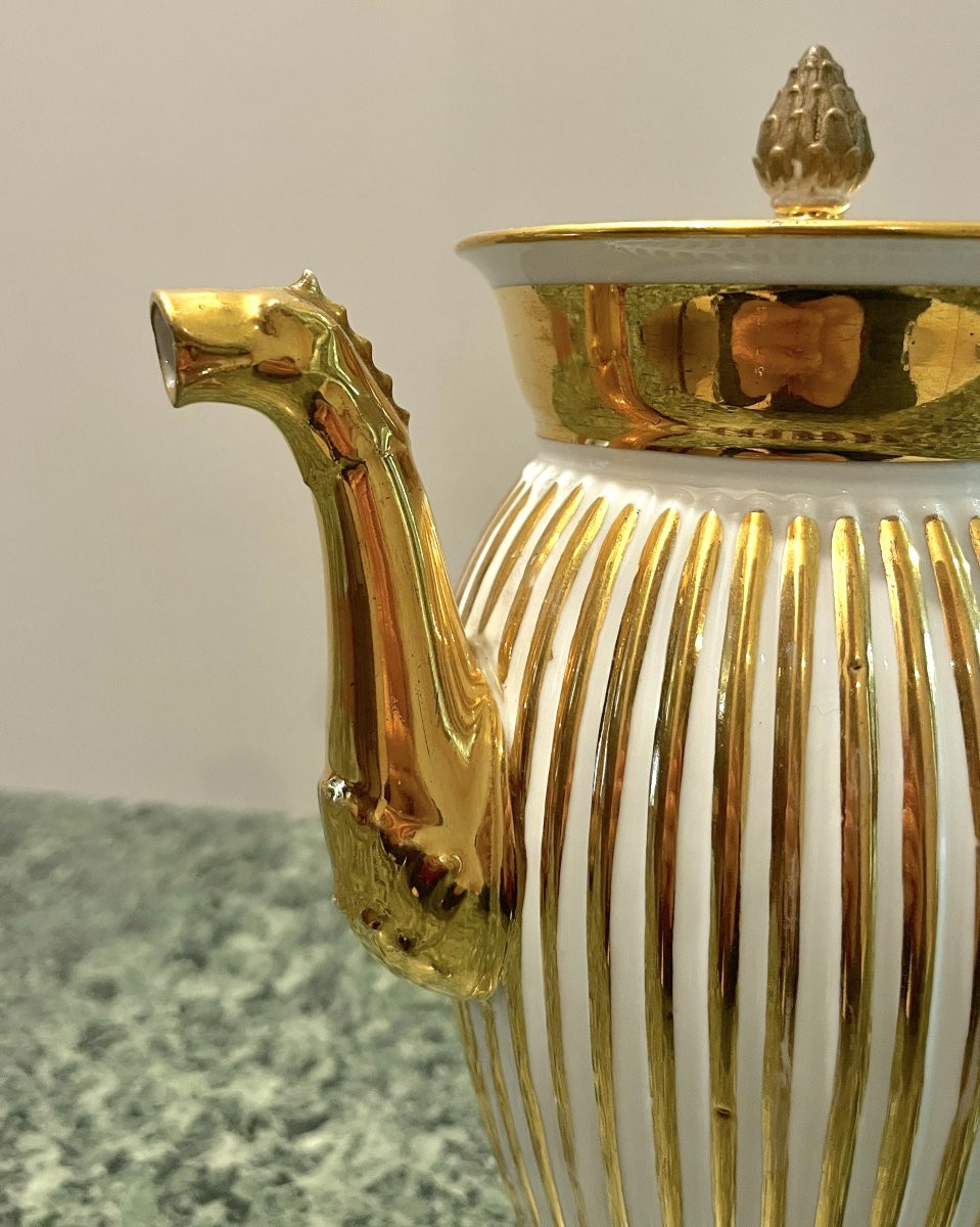 Cafetière en porcelaine de Paris époque Restauration-photo-3