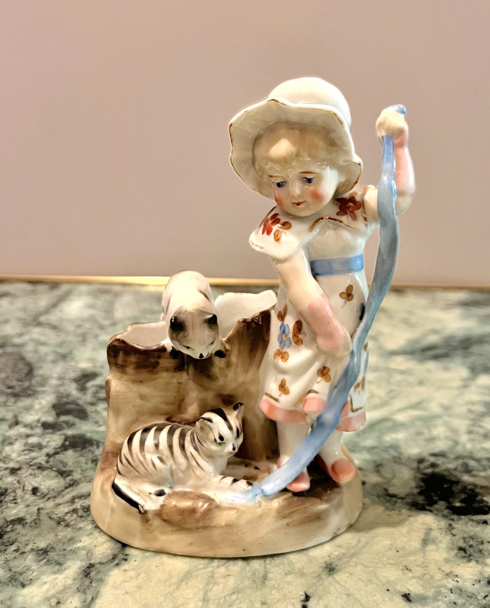 Deux pyrogènes en porcelaine fillettes fin XIXème-photo-4
