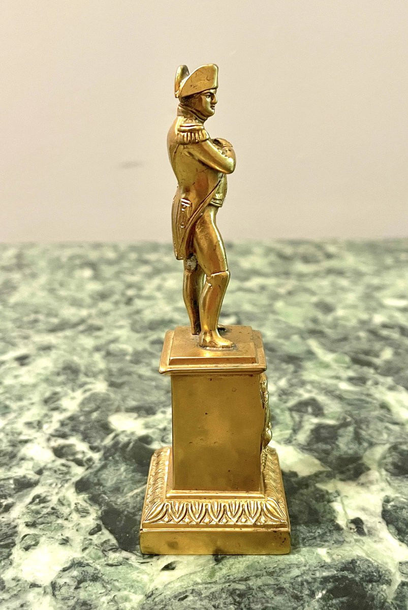 Petite statuette de Napoléon en bronze doré-photo-4