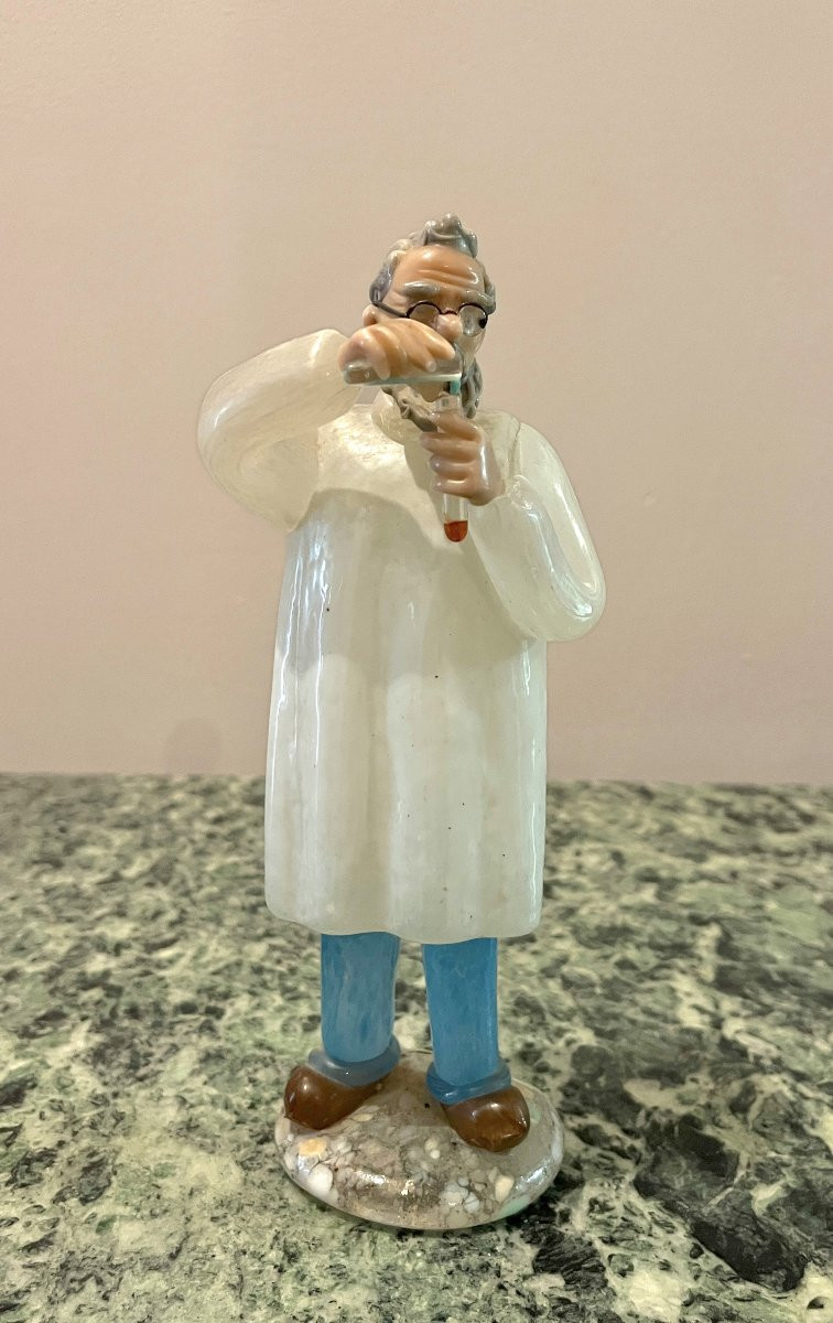 Bohemian Glass Chemist Figurine-photo-4