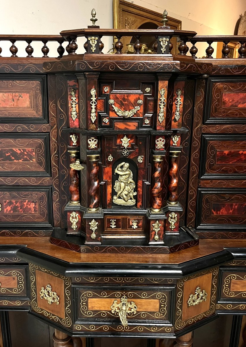 17th Century Marquetry Cabinet-photo-3