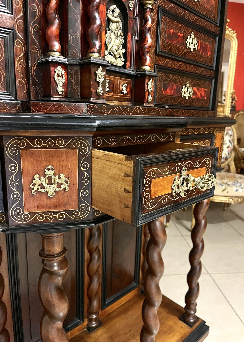 17th Century Marquetry Cabinet-photo-4