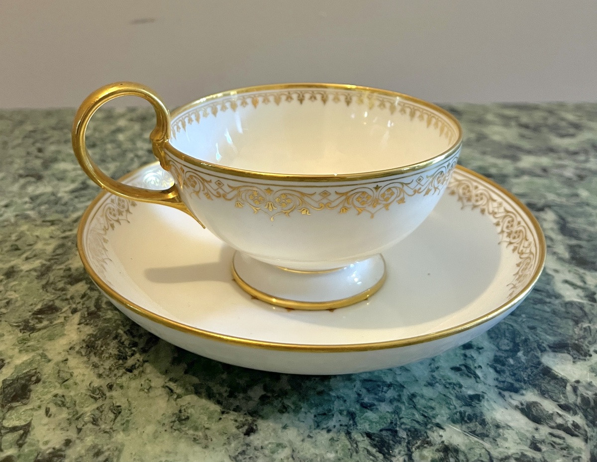 Tasse et sous tasse en porcelaine de Sèvres NIII 1868-photo-2