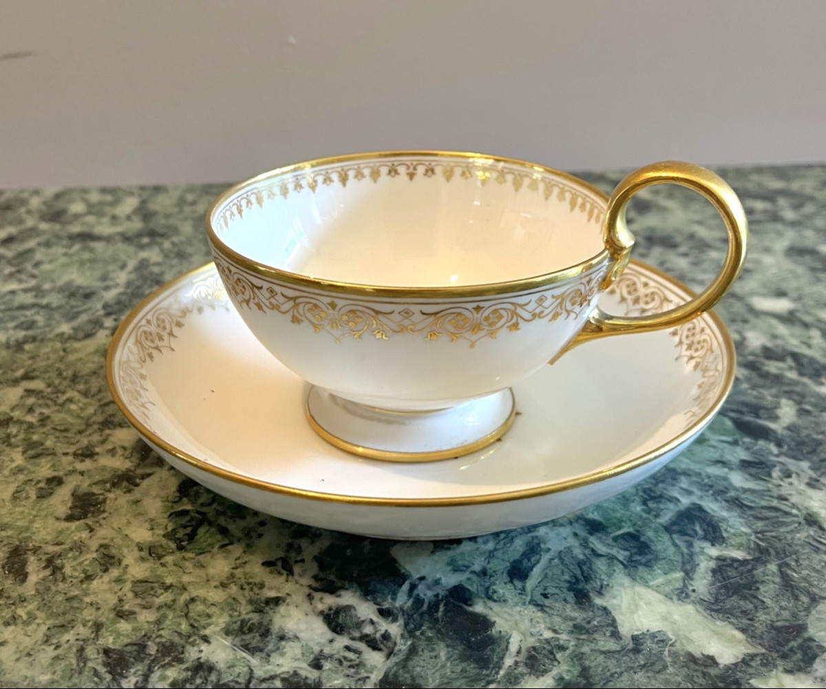 Tasse et sous tasse en porcelaine de Sèvres NIII 1868-photo-4