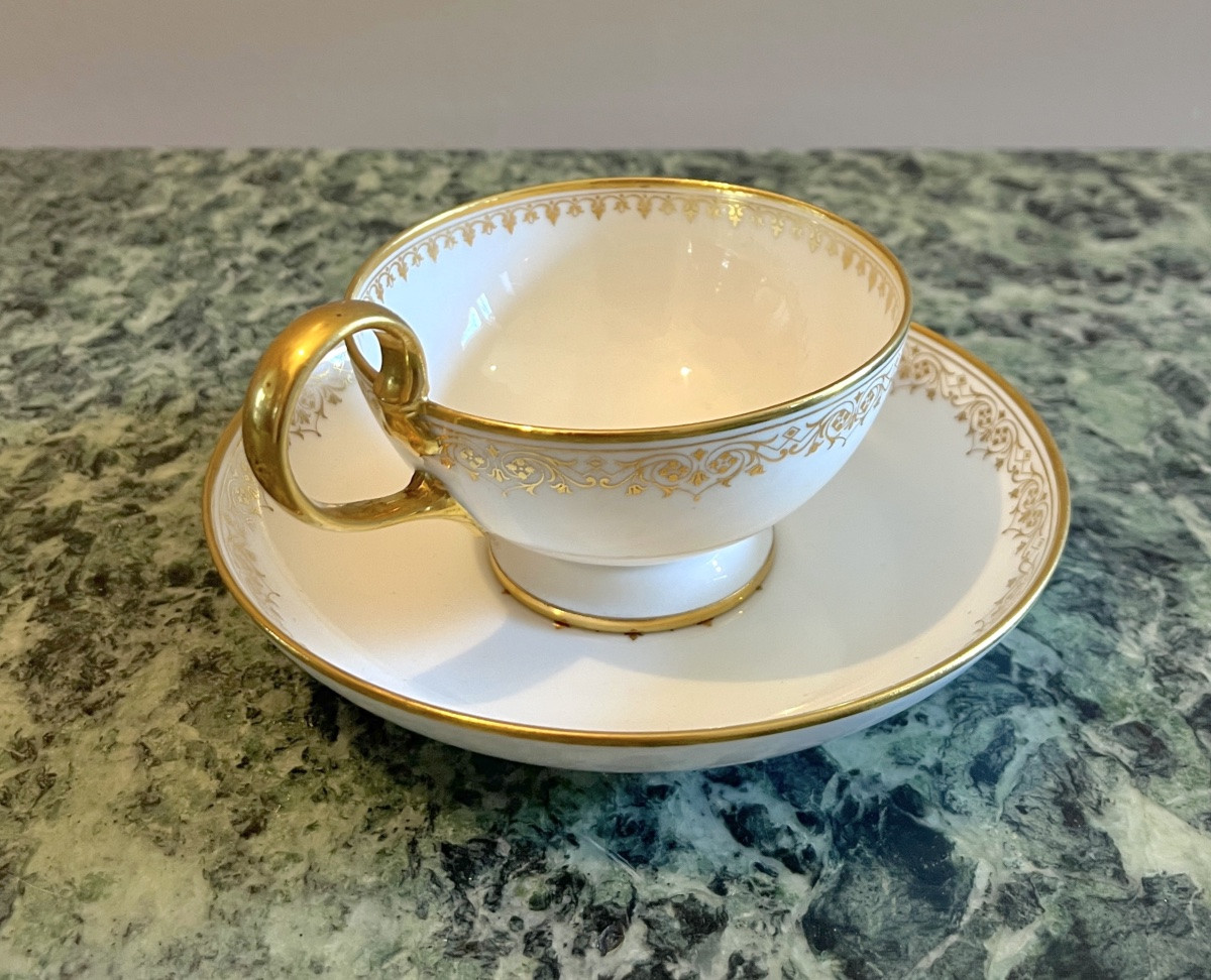 Tasse et sous tasse en porcelaine de Sèvres NIII 1868-photo-5