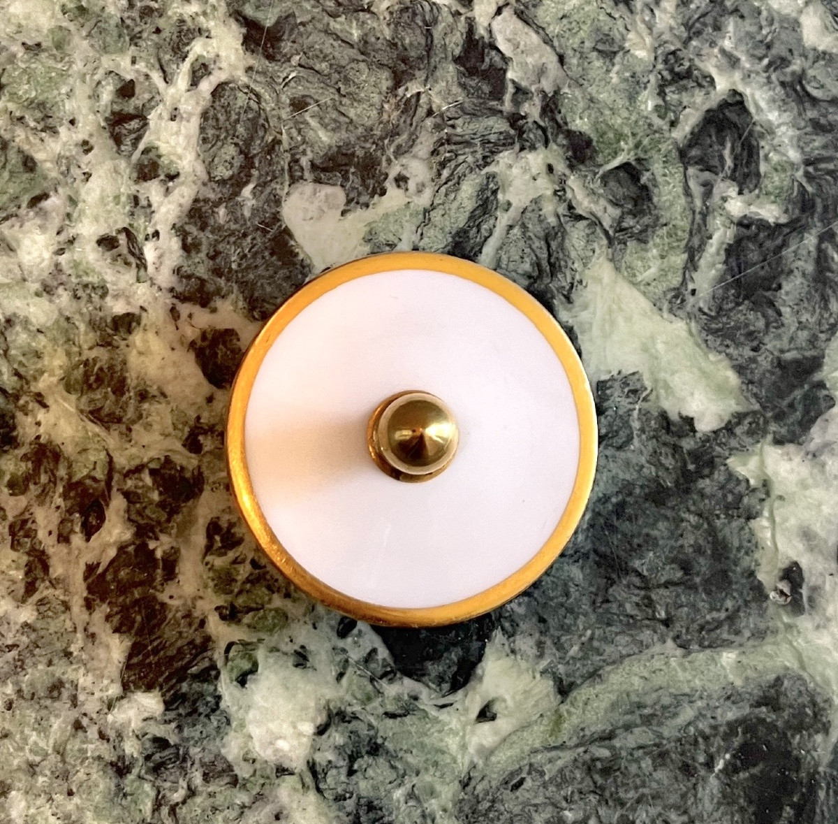 Théière en porcelaine de Sèvres pour le Château de Compiègne -photo-7