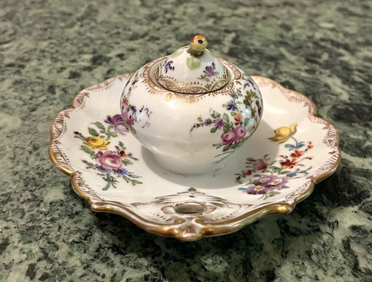 Dresden Polychrome Porcelain Inkwell-photo-3