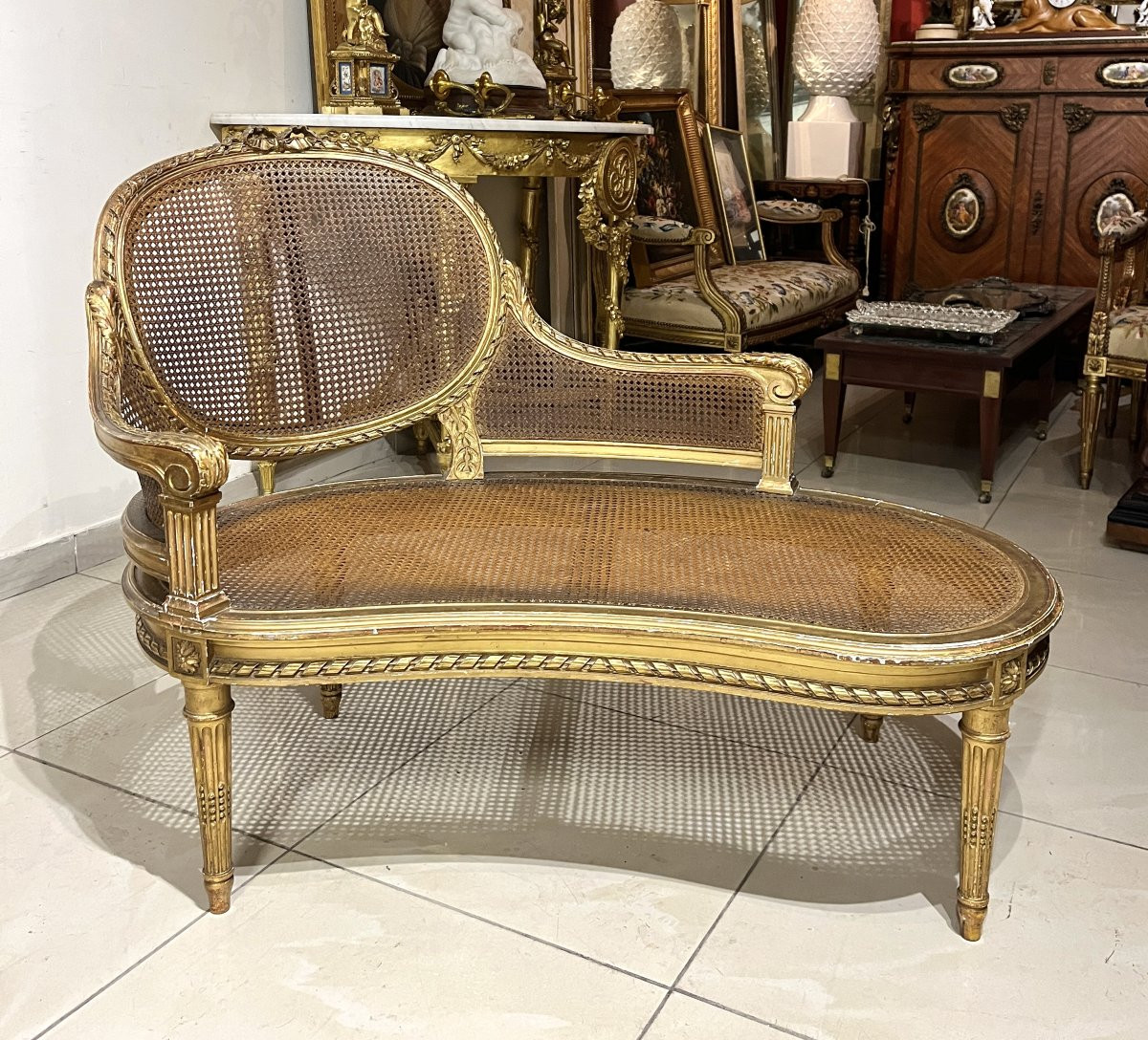 Lxvi Style Gilded Wood Caned Daybed-photo-2