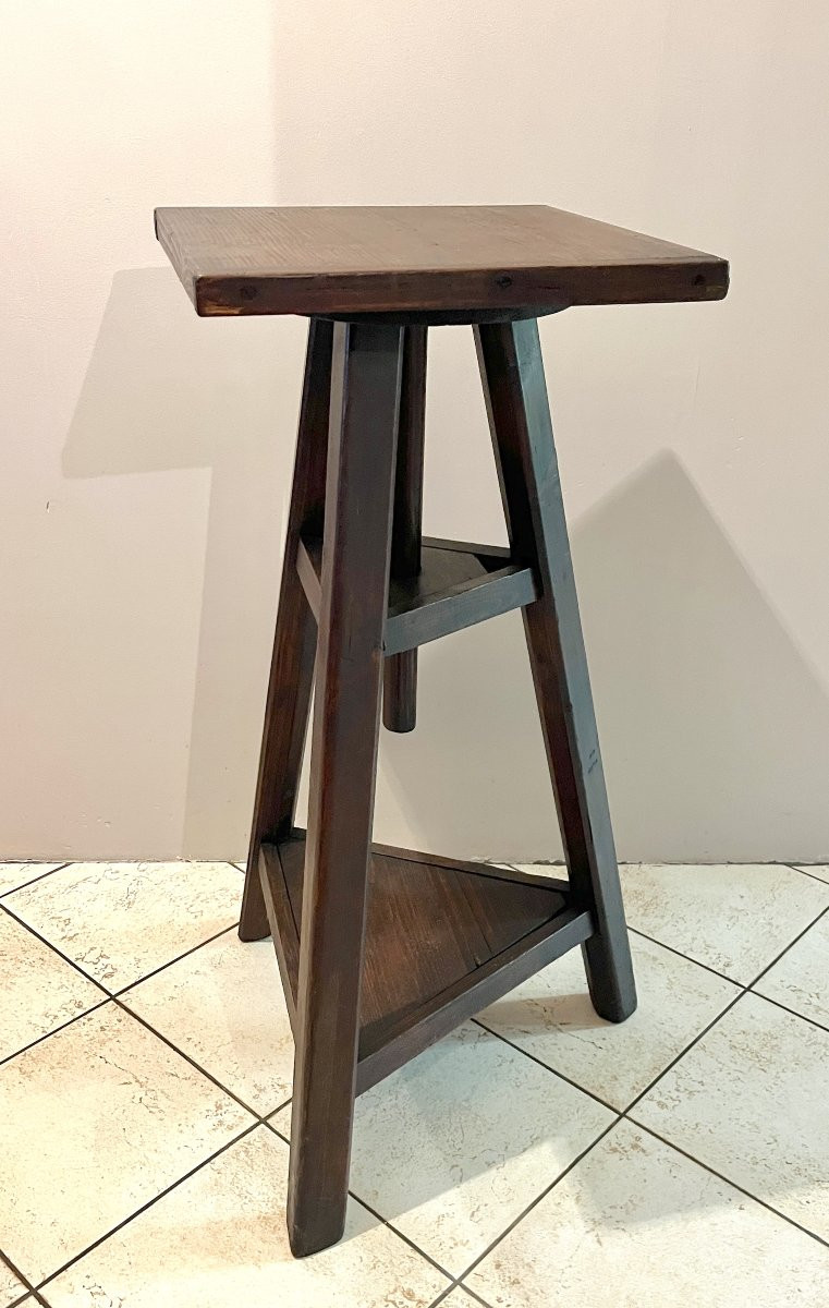 Sculptor Stand-photo-3