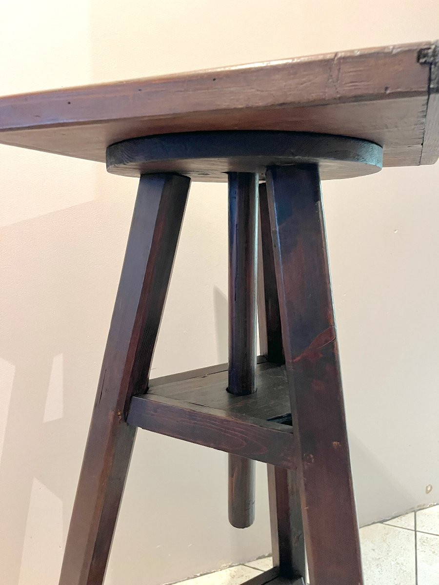 Sculptor Stand-photo-8