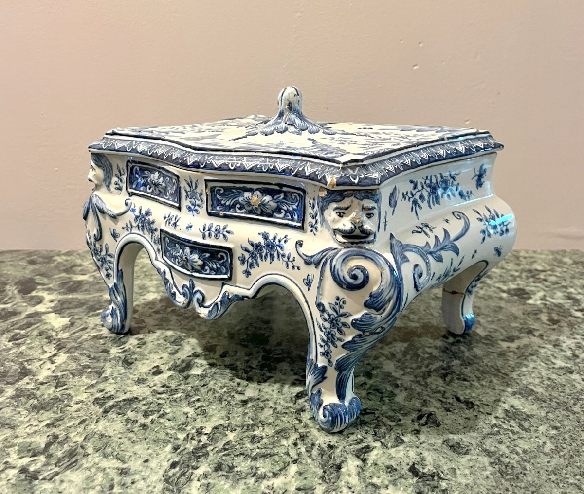 Coffret en forme de commode en faïence Fourmaintraux Desvres-photo-3