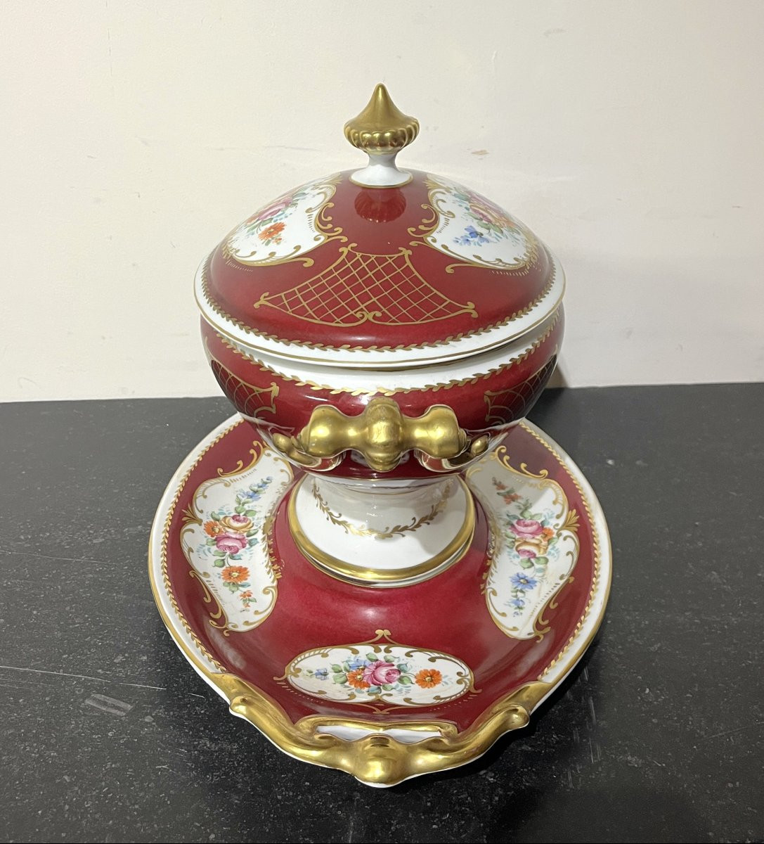 Limoges Porcelain Tureen And Stand-photo-2