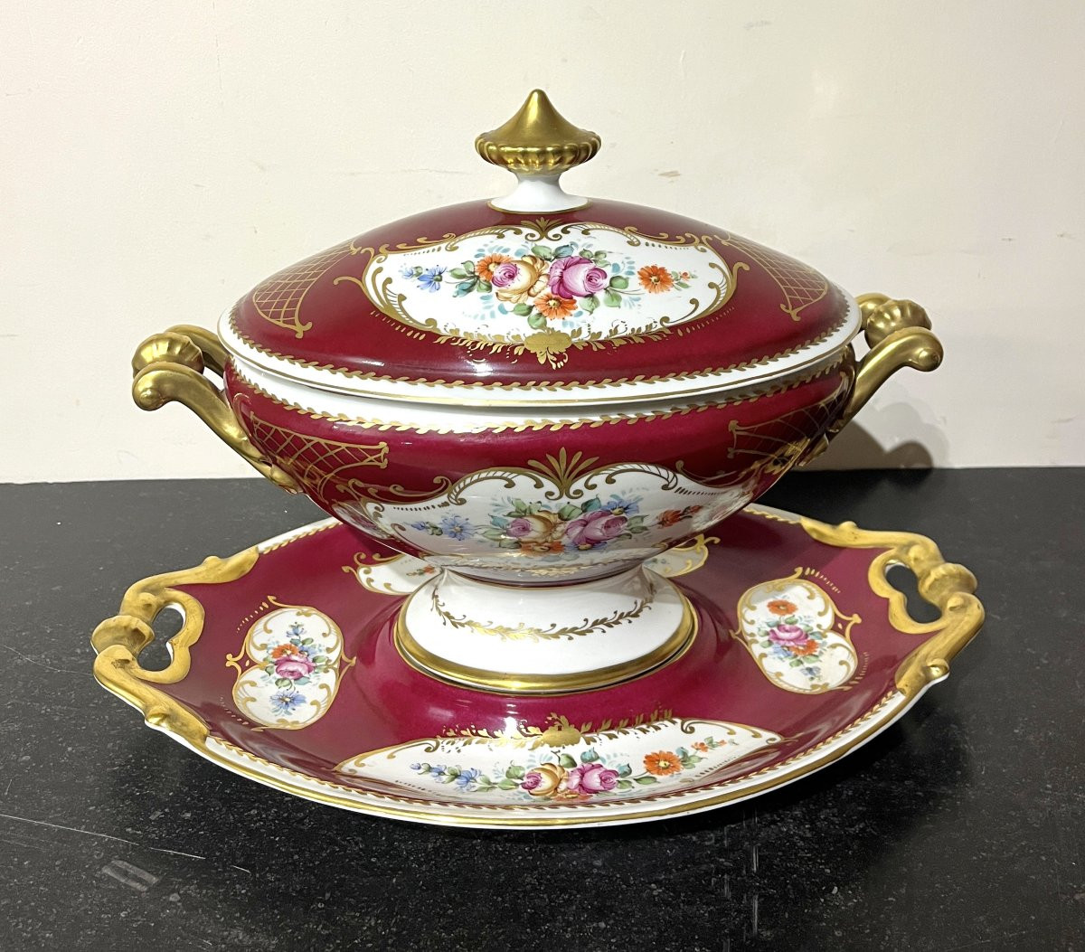 Limoges Porcelain Tureen And Stand-photo-3