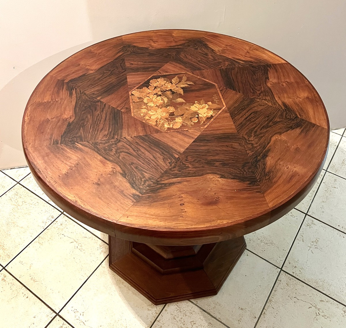 Emile Gallé Large Art Nouveau Round Pedestal Table (or Emile Gallé Workshop)