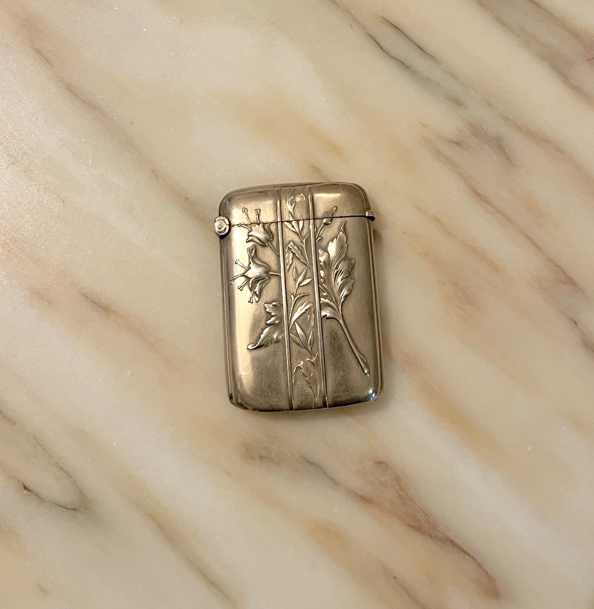 Pyrogène boite à allumettes Art Nouveau en argent fin XIXème