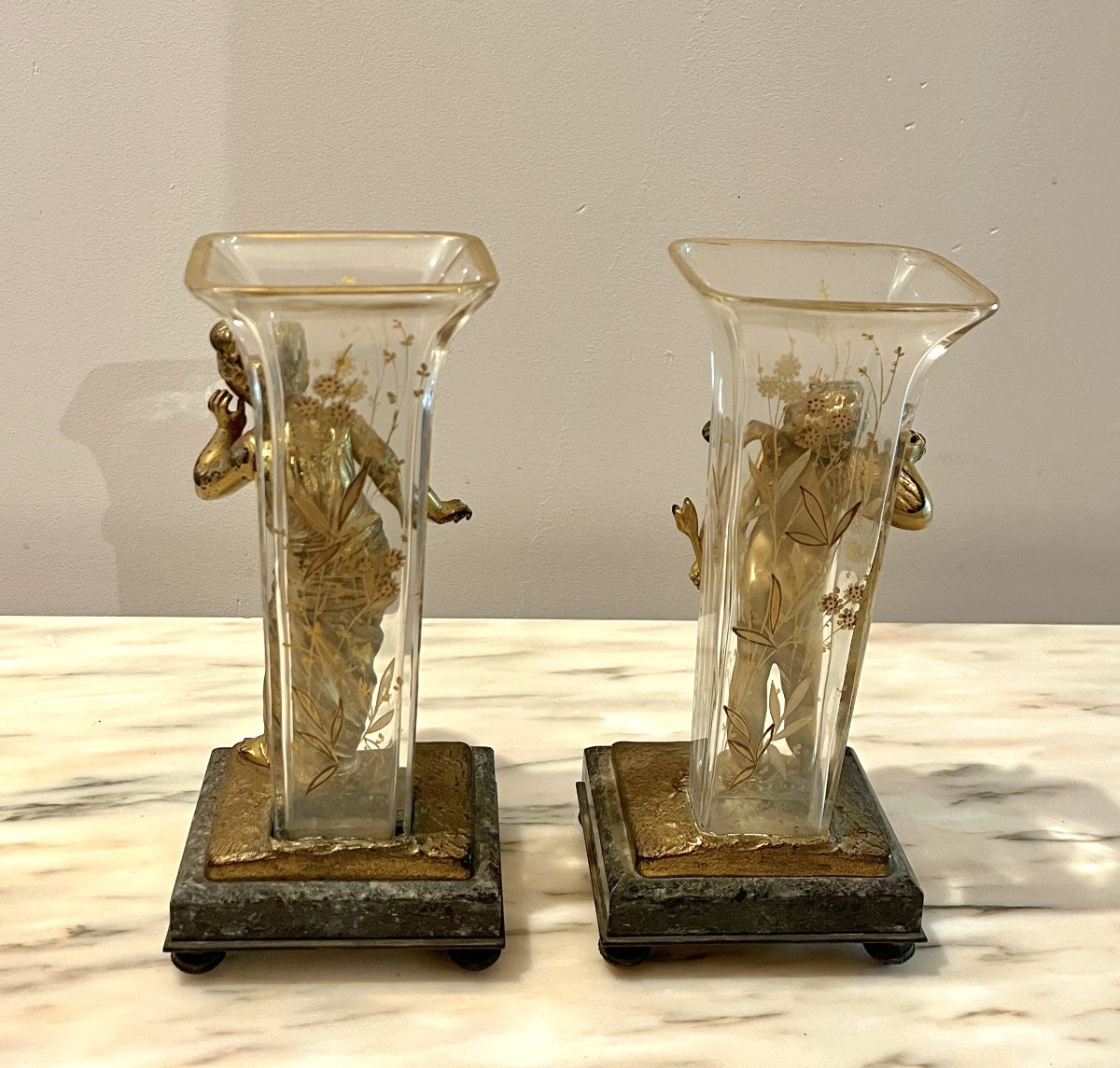 Louis Kley paire de vases cupidon et fillette en bronze doré et cristal gravé-photo-4