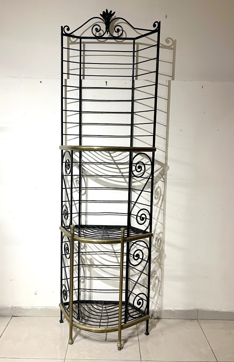Etagère de boulangerie en fer forgé
