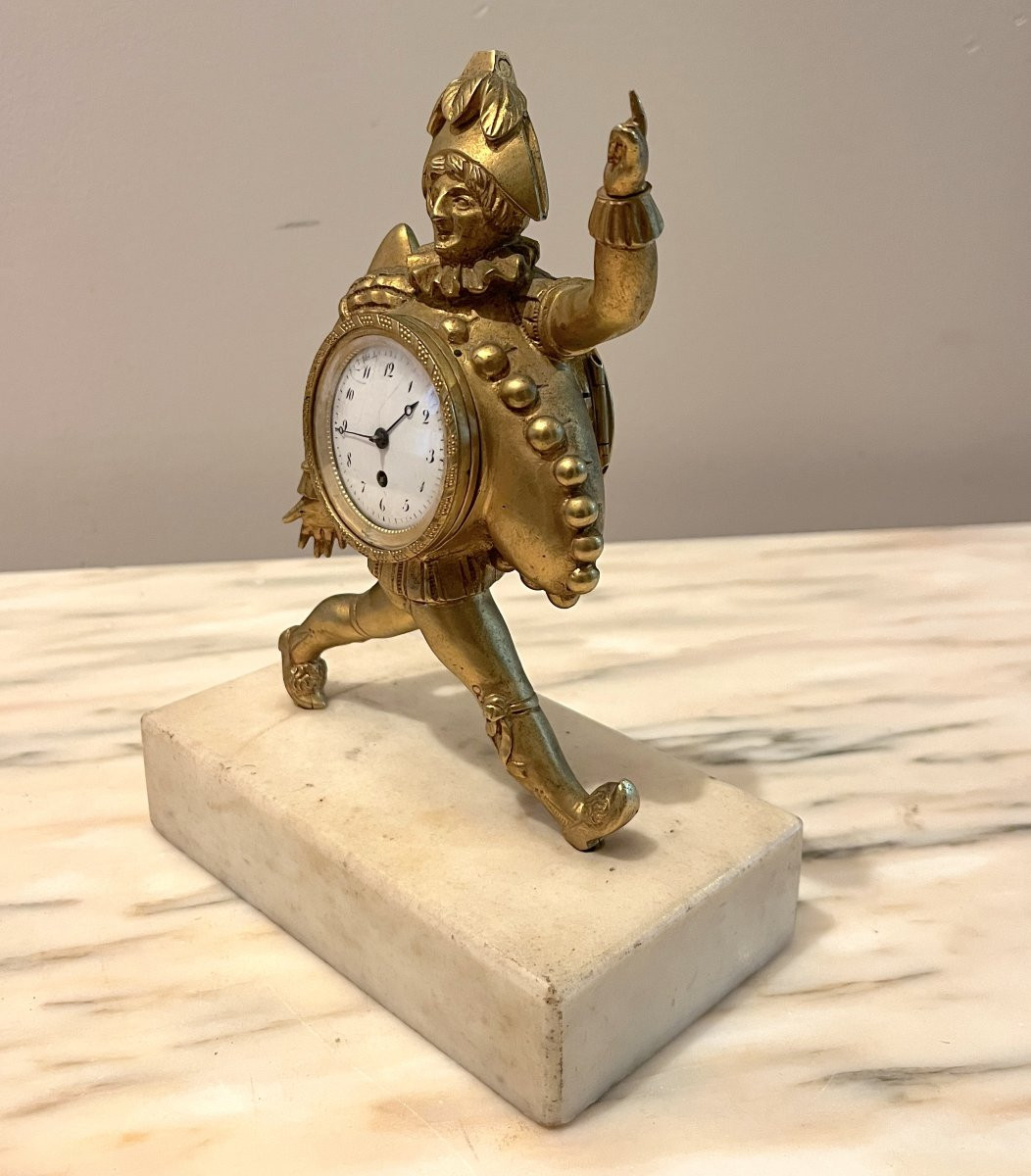 Small Gilded Bronze Clock Depicting A Pulcinella 18th Century-photo-3