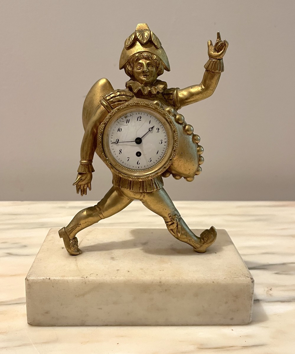 Small Gilded Bronze Clock Depicting A Pulcinella 18th Century