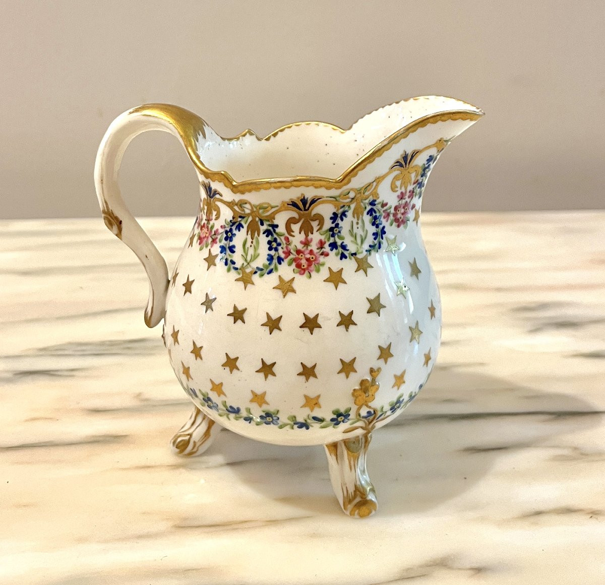 18th Century Sèvres Porcelain Milk Jug-photo-1