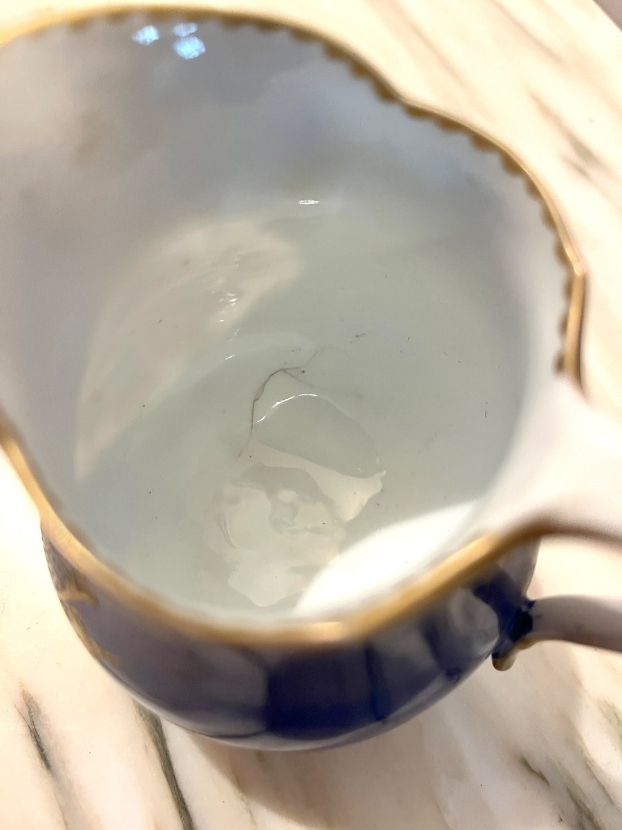 18th Century Porcelain Milk Jug Or Creamer-photo-2