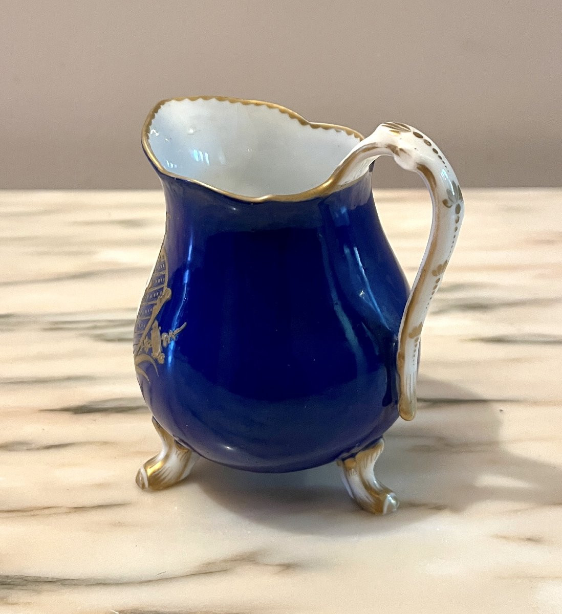 18th Century Porcelain Milk Jug Or Creamer-photo-3