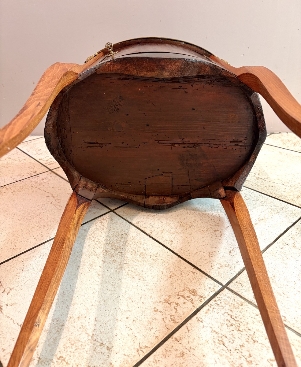 Oval-shaped Side Table In The Transition Style-photo-2