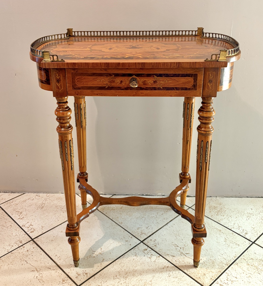 Lxvi-style Coffee Table With Marquetry, Late 19th Century