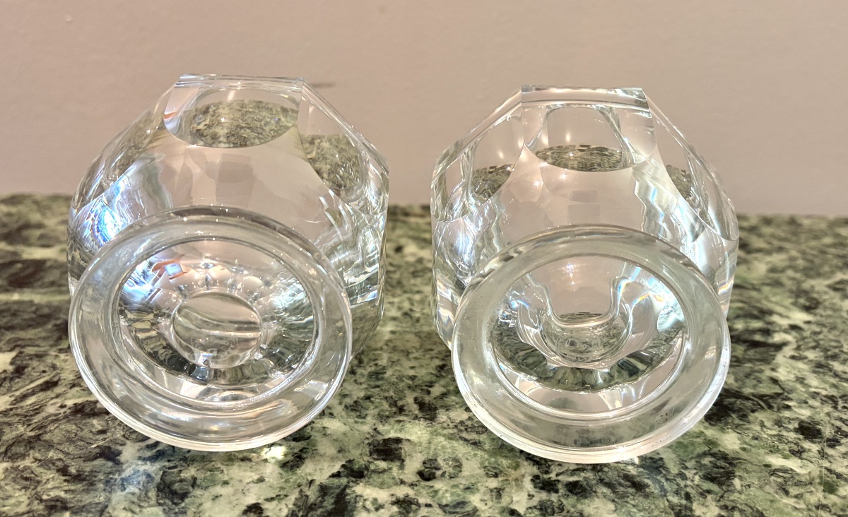 Baccarat: 2 Covered Boxes And A Spray Bottle -photo-4