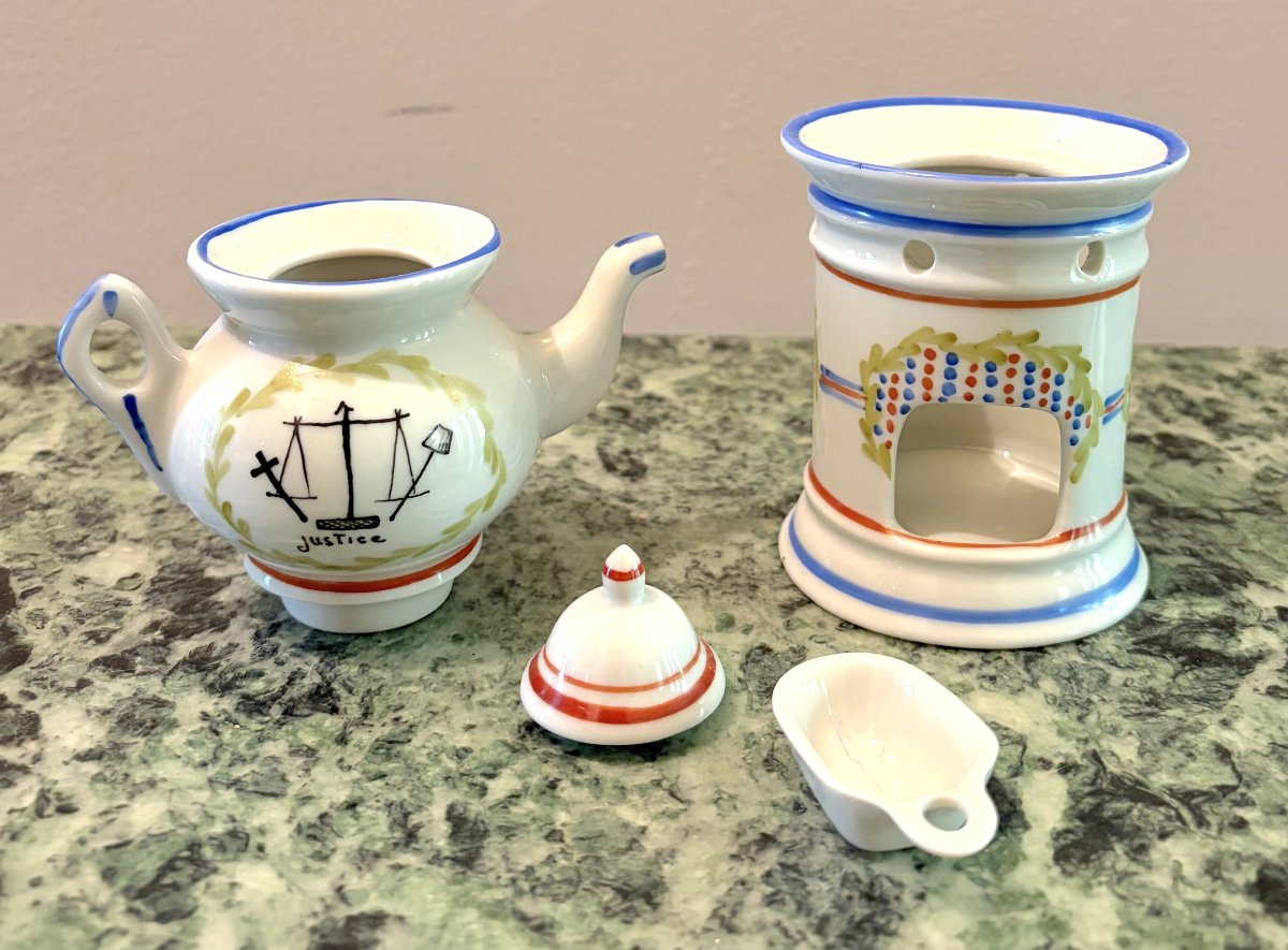 "la Nation" And "la Justice" Mini Porcelain Teapots-photo-3