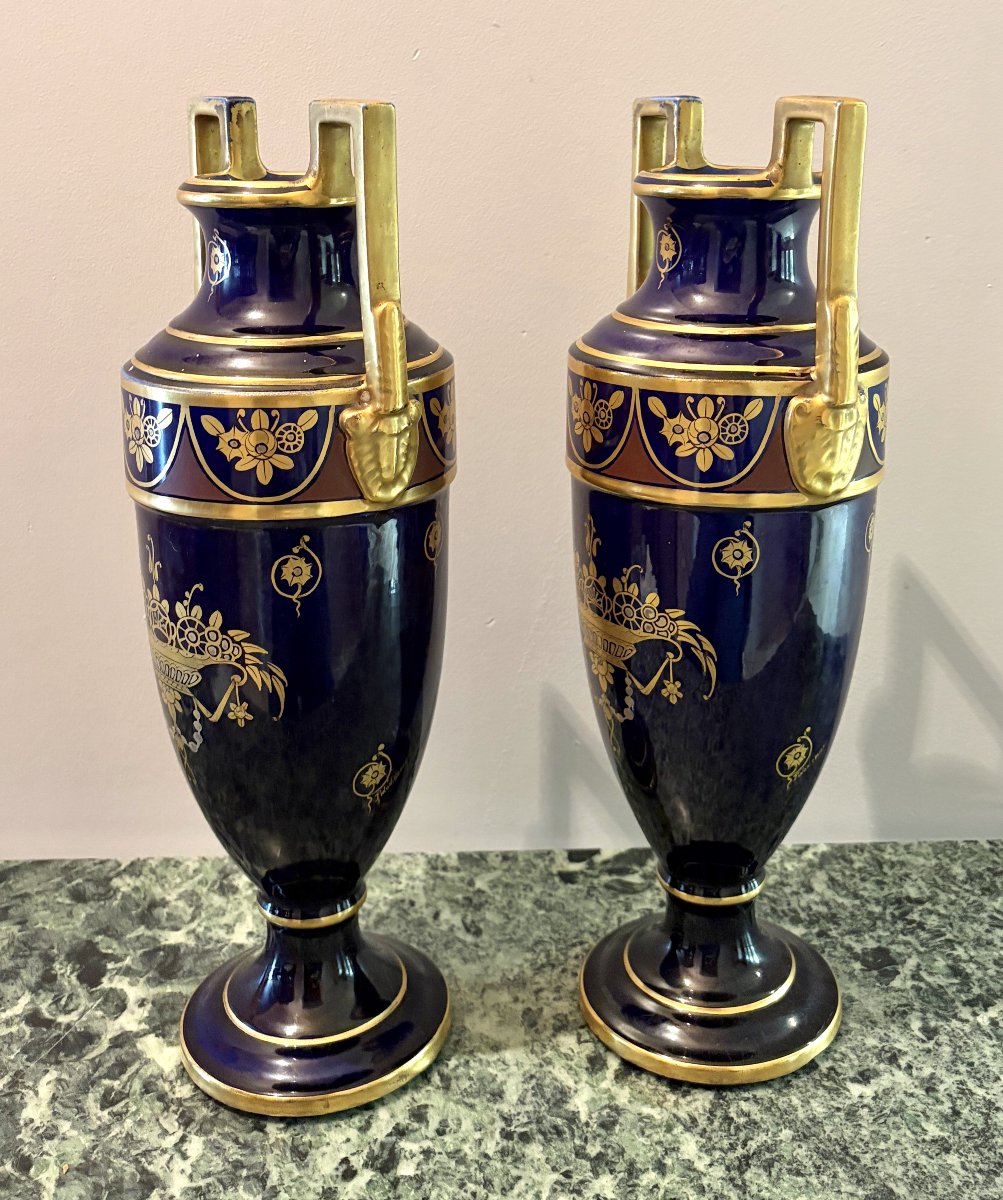 Paire de vases en faïence bleue et or "Tours"-photo-3