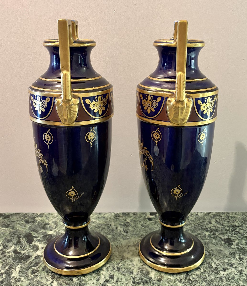 Paire de vases en faïence bleue et or "Tours"-photo-4