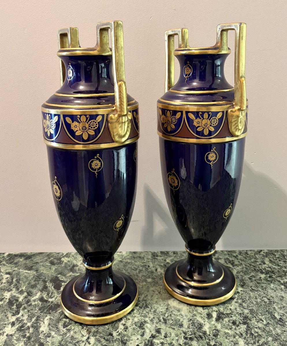 Paire de vases en faïence bleue et or "Tours"-photo-2