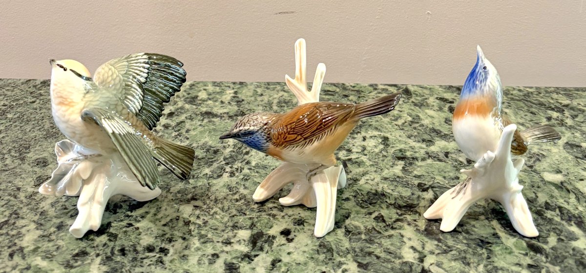 Karl Ens Trois oiseaux en porcelaine polychrome -photo-2