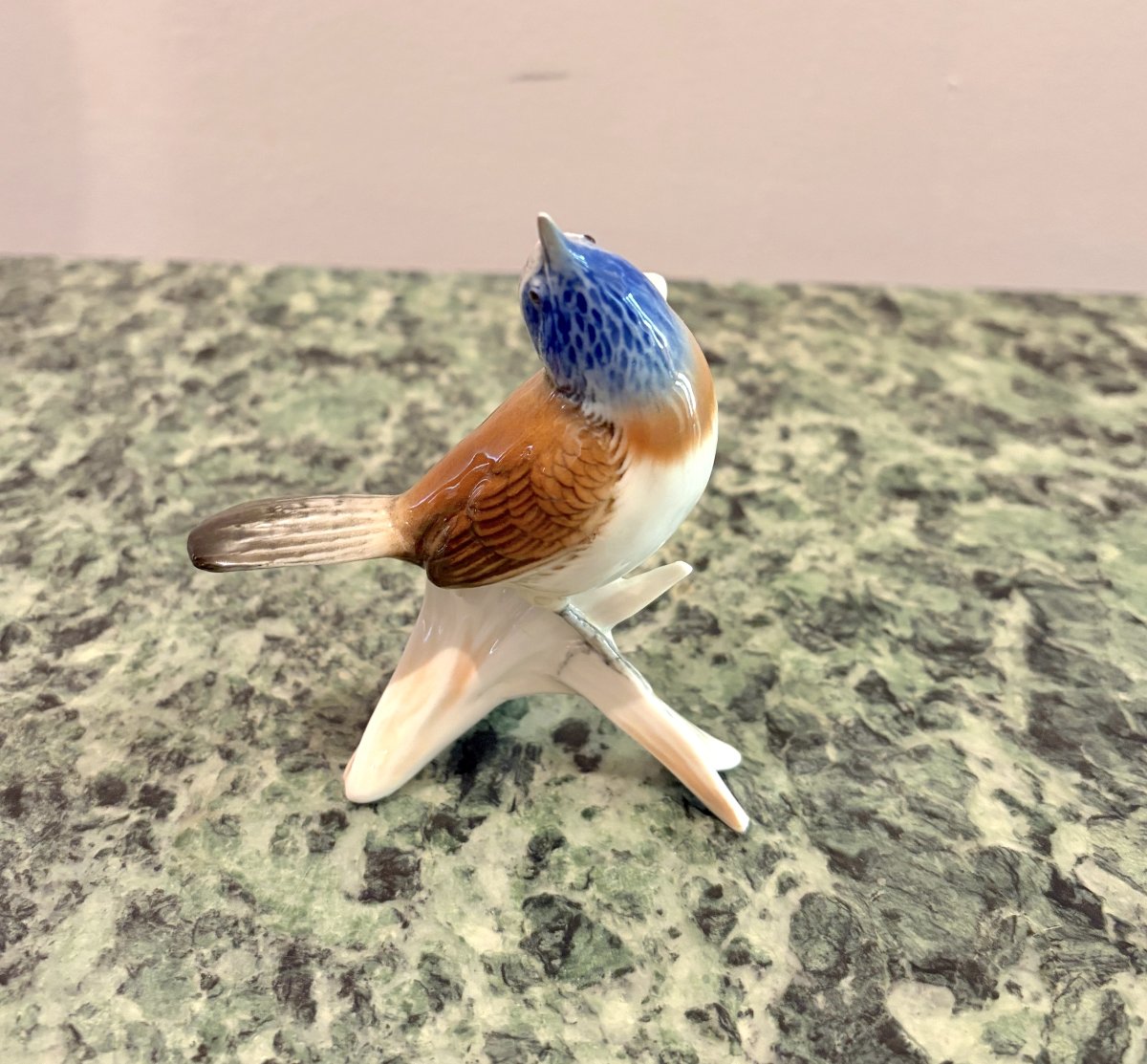 Karl Ens Trois oiseaux en porcelaine polychrome -photo-4