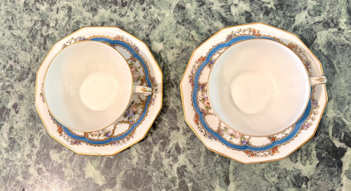 Deux tasses en porcelaine de style LXVI-photo-7
