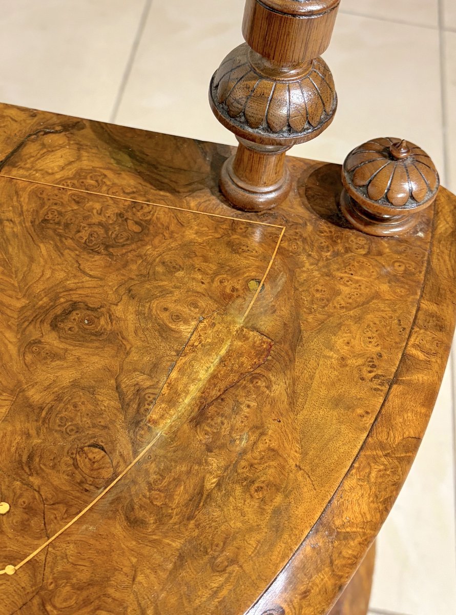 Mid-19th-century Walnut Burl Corner Shelf-photo-2